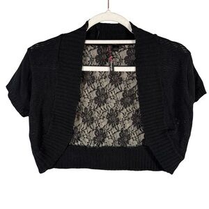 Made for Me Black Short Sleeve Floral Lace Knit Shrug Size M Lightweight